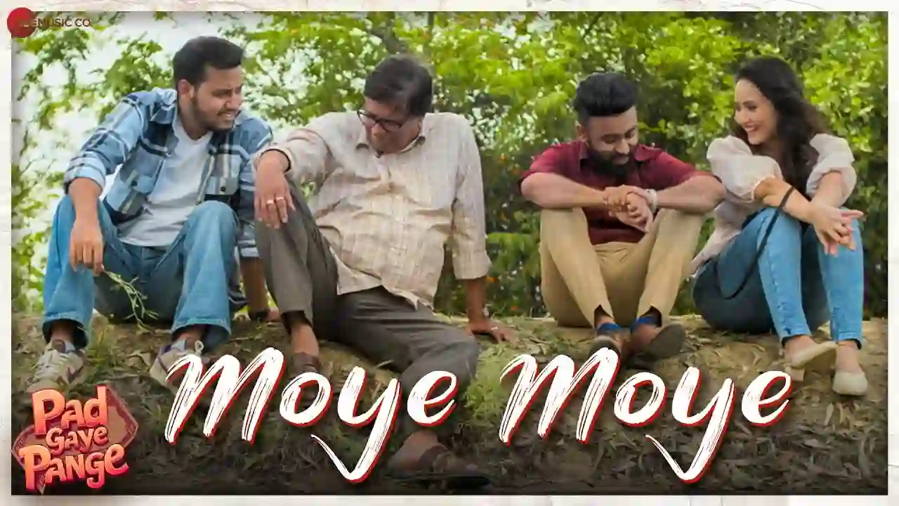 Moye Moye Song Poster from Pad Gaye Pange
