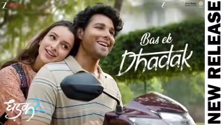 Bas-Ek-Dhadak-Song-Poster-Dhadak-2